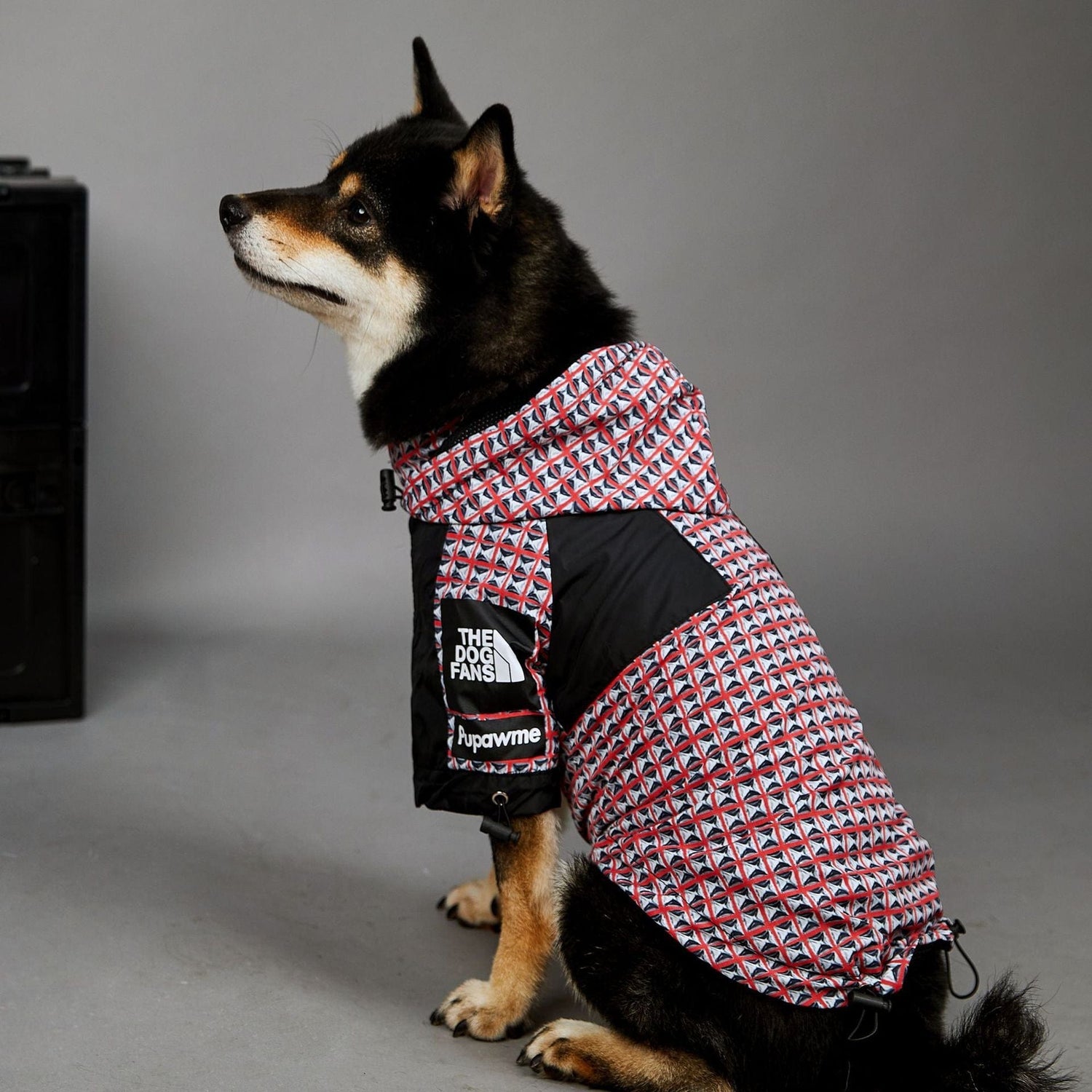 Hundejacke BASS MULTI Wind- und Regenfester Hundemantel Ruby / S